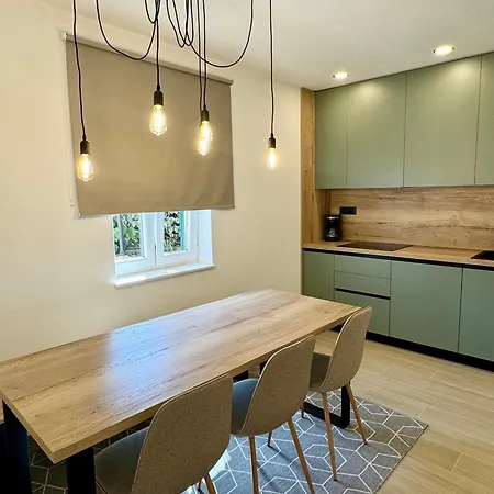 Lux Apartment *