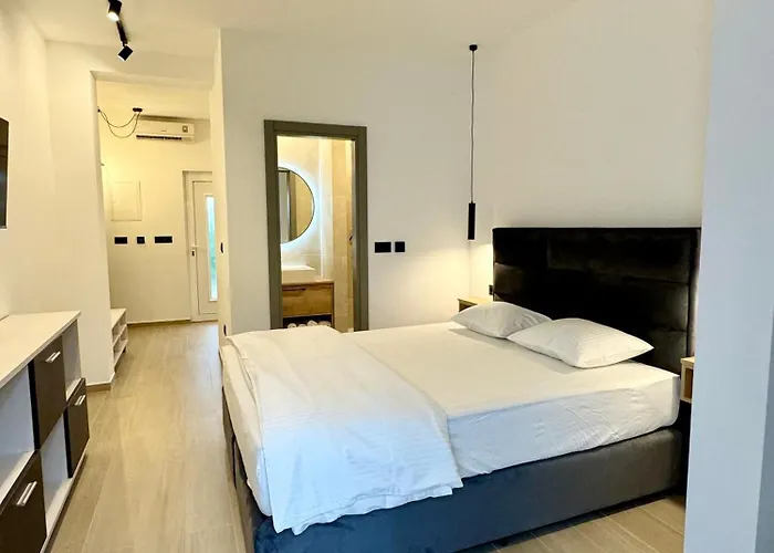 Lux * بيوغْغاد نا موغو