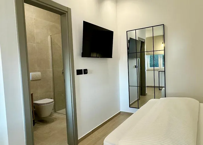 Lux بيوغْغاد نا موغو